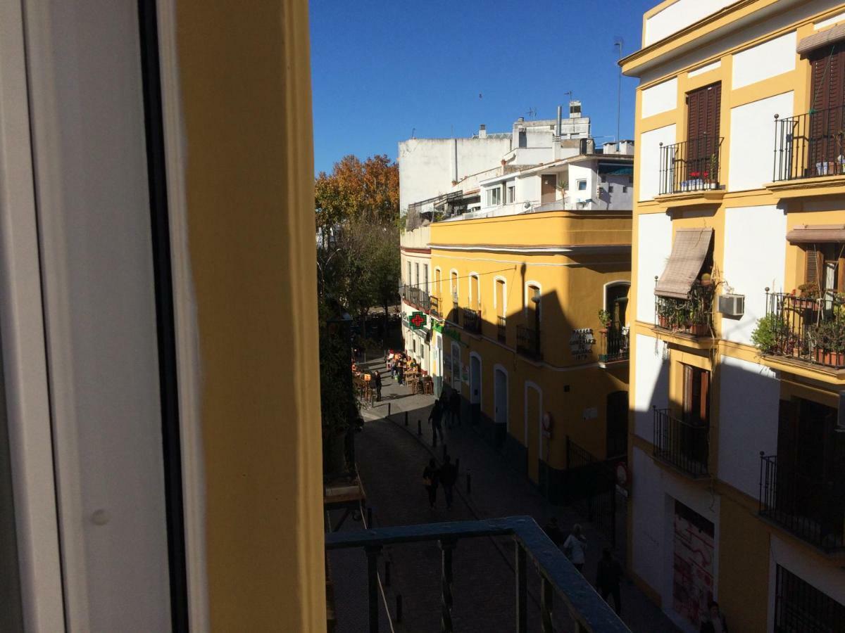 Apartamento Peris Mencheta Sevilla Exterior foto