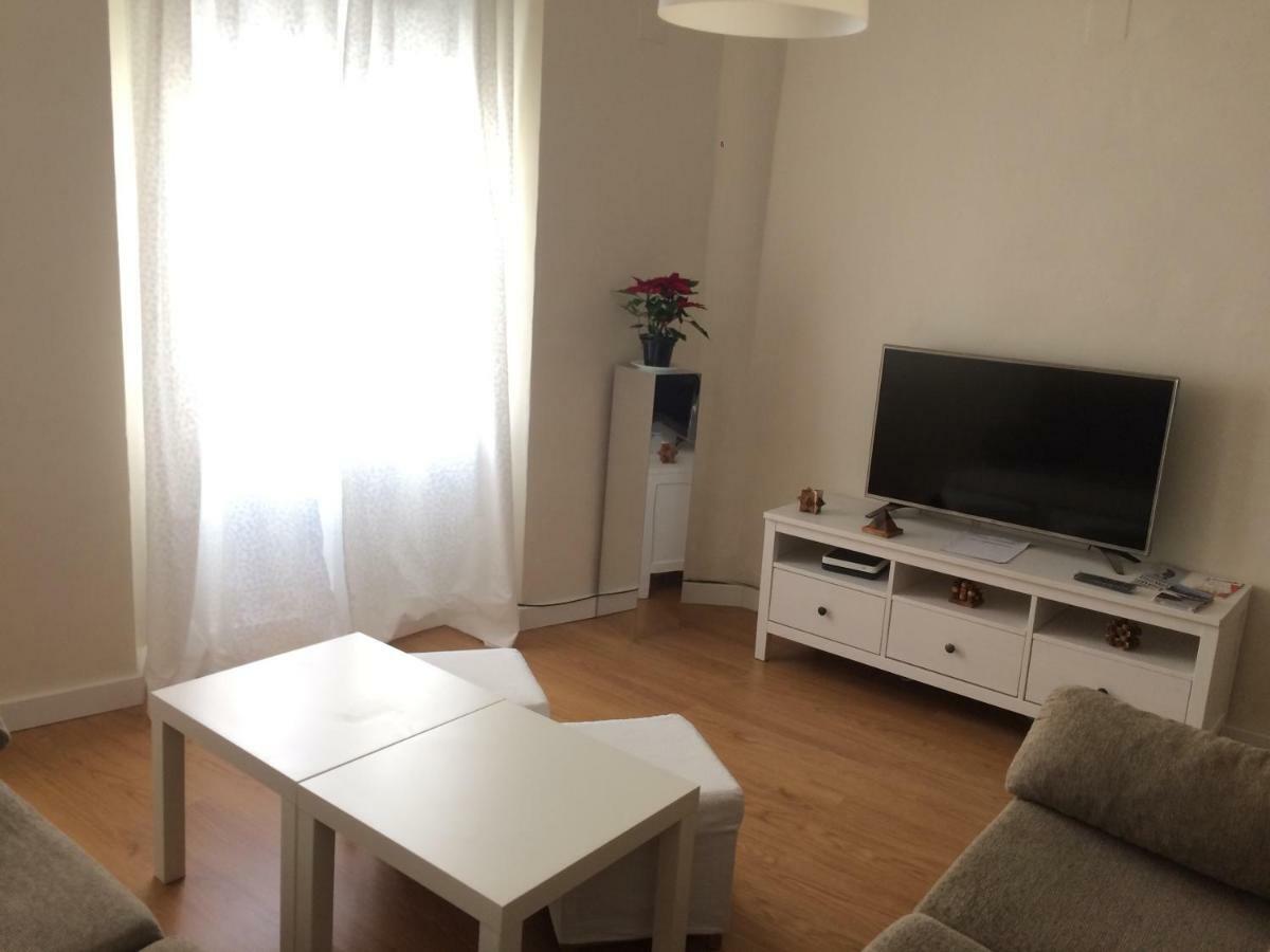 Apartamento Peris Mencheta Sevilla Exterior foto
